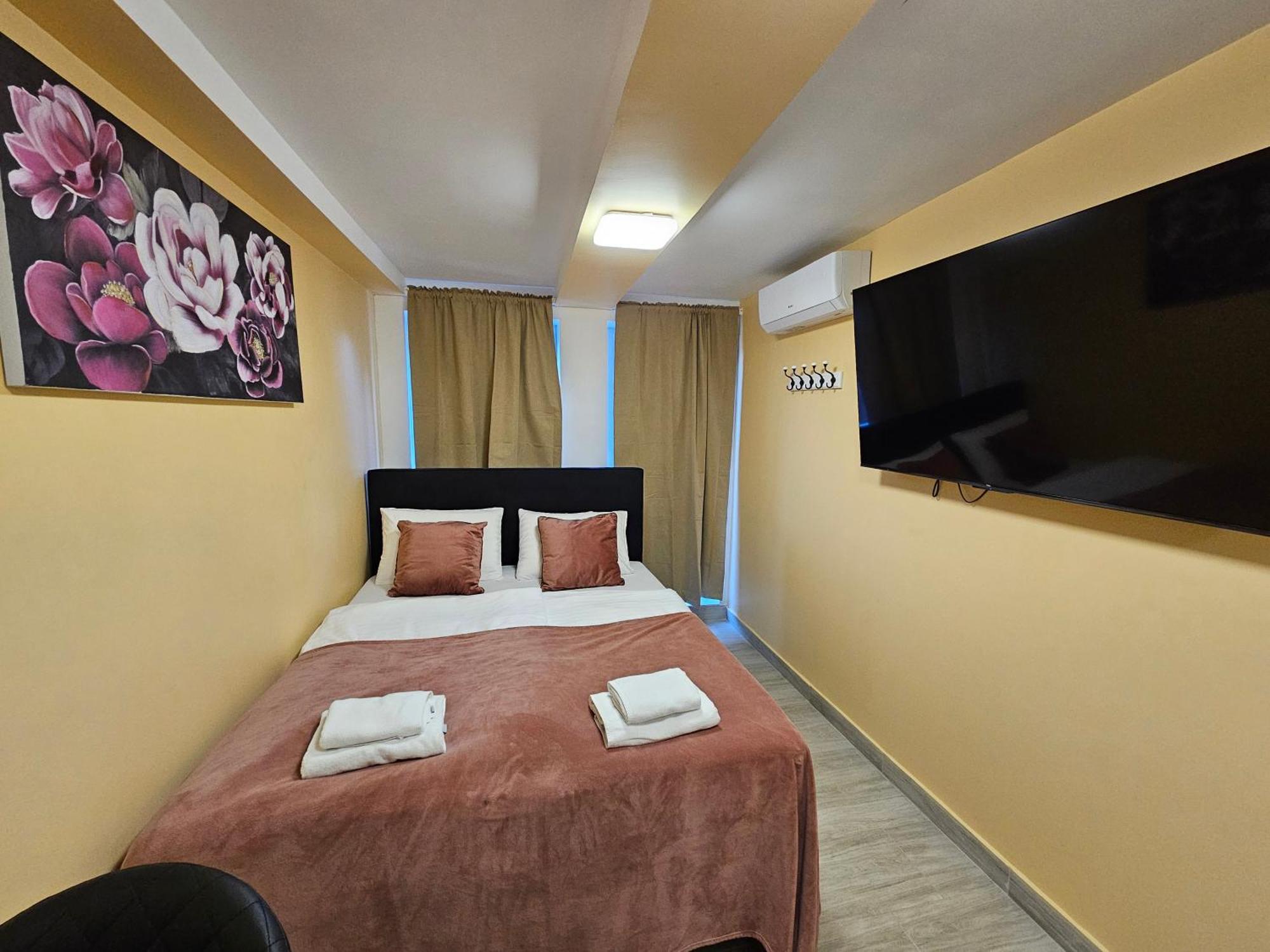Royal Apartments & Rooms Загреб Екстериор снимка