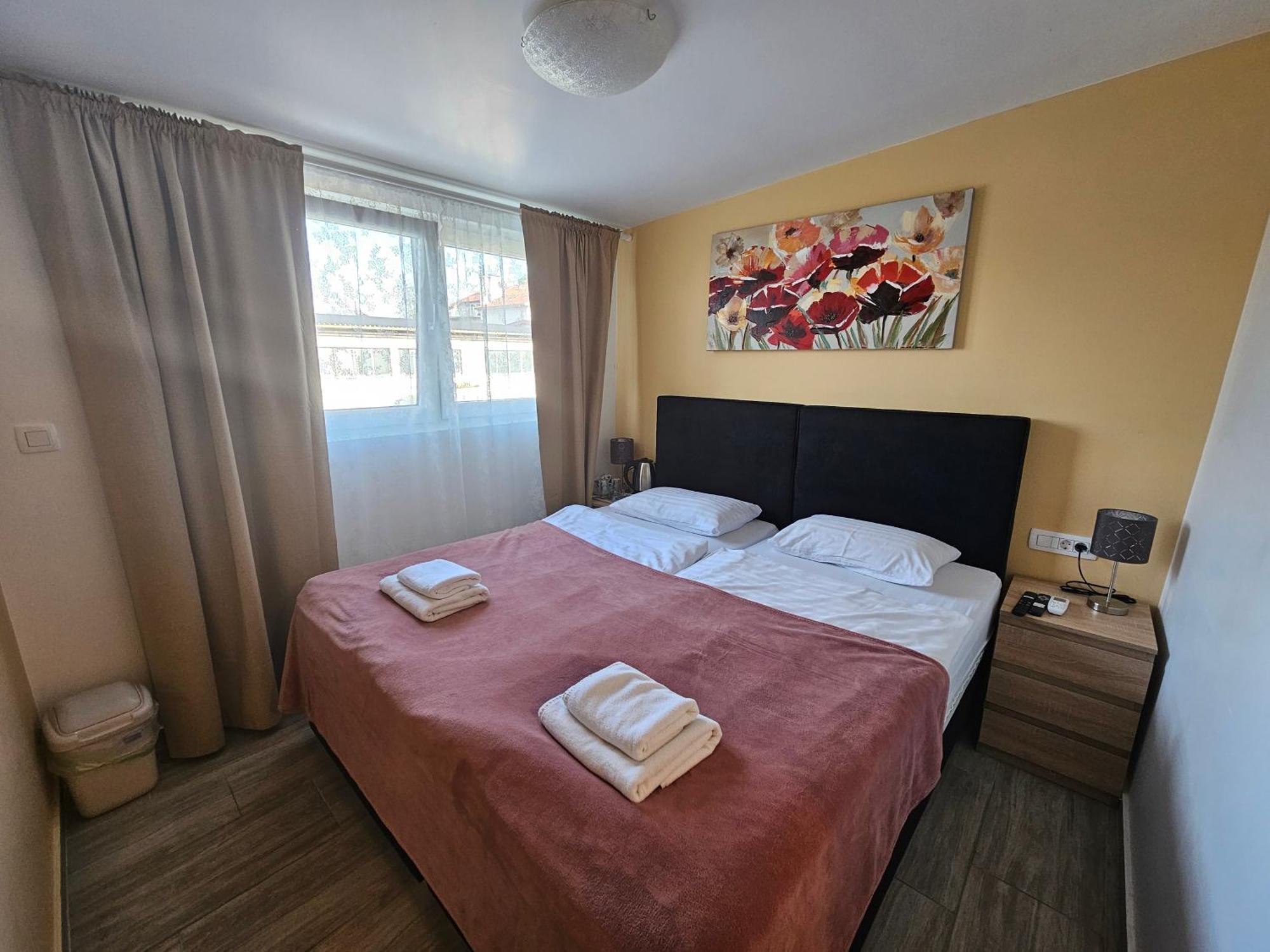 Royal Apartments & Rooms Загреб Екстериор снимка