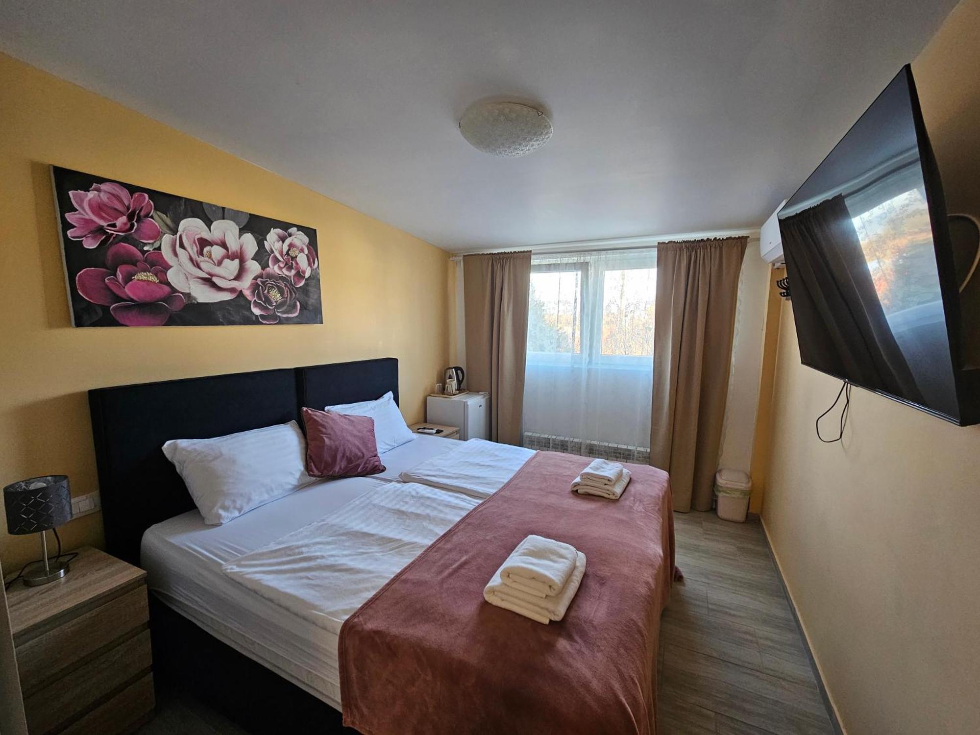 Royal Apartments & Rooms Загреб Екстериор снимка