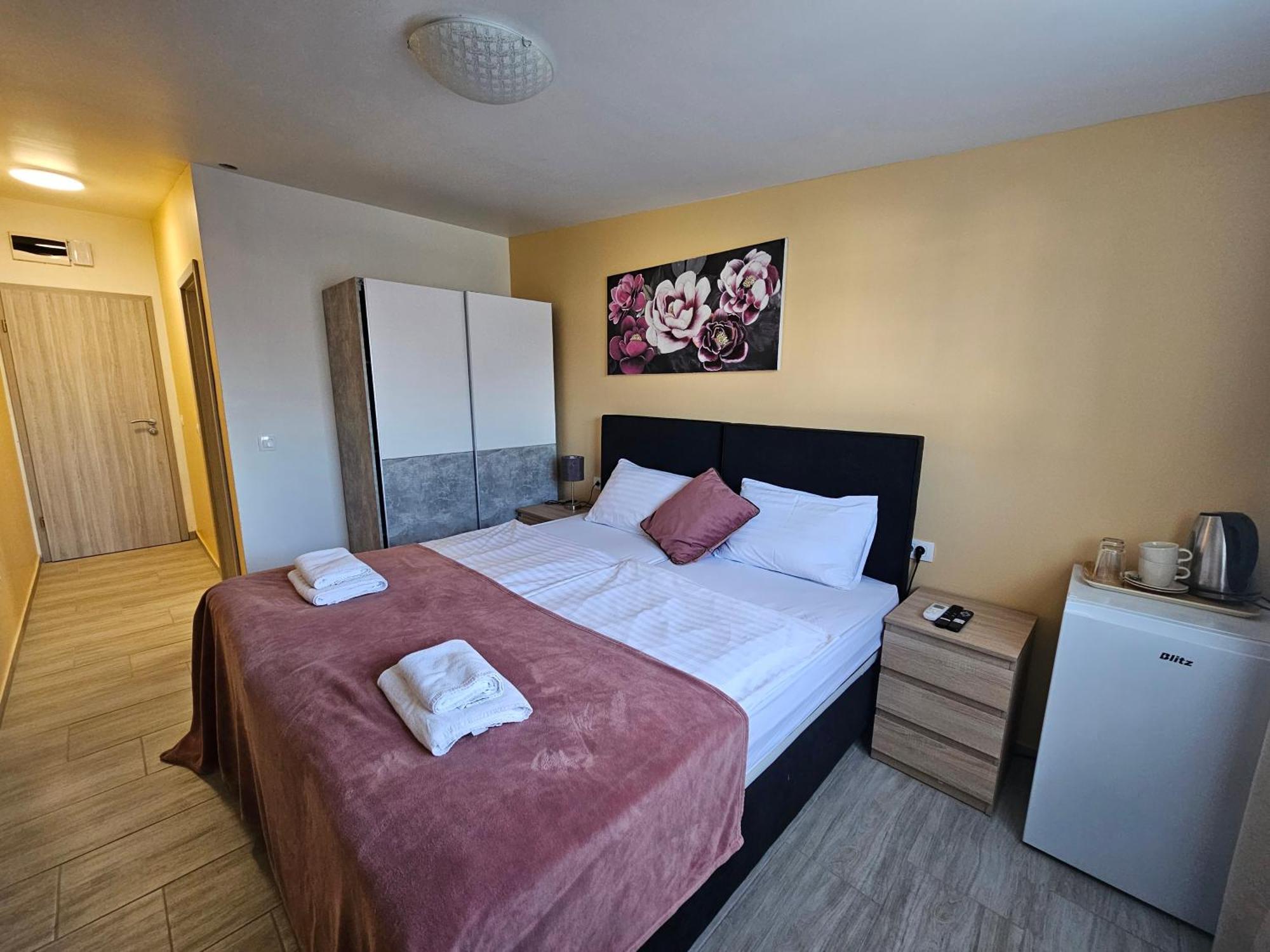 Royal Apartments & Rooms Загреб Екстериор снимка