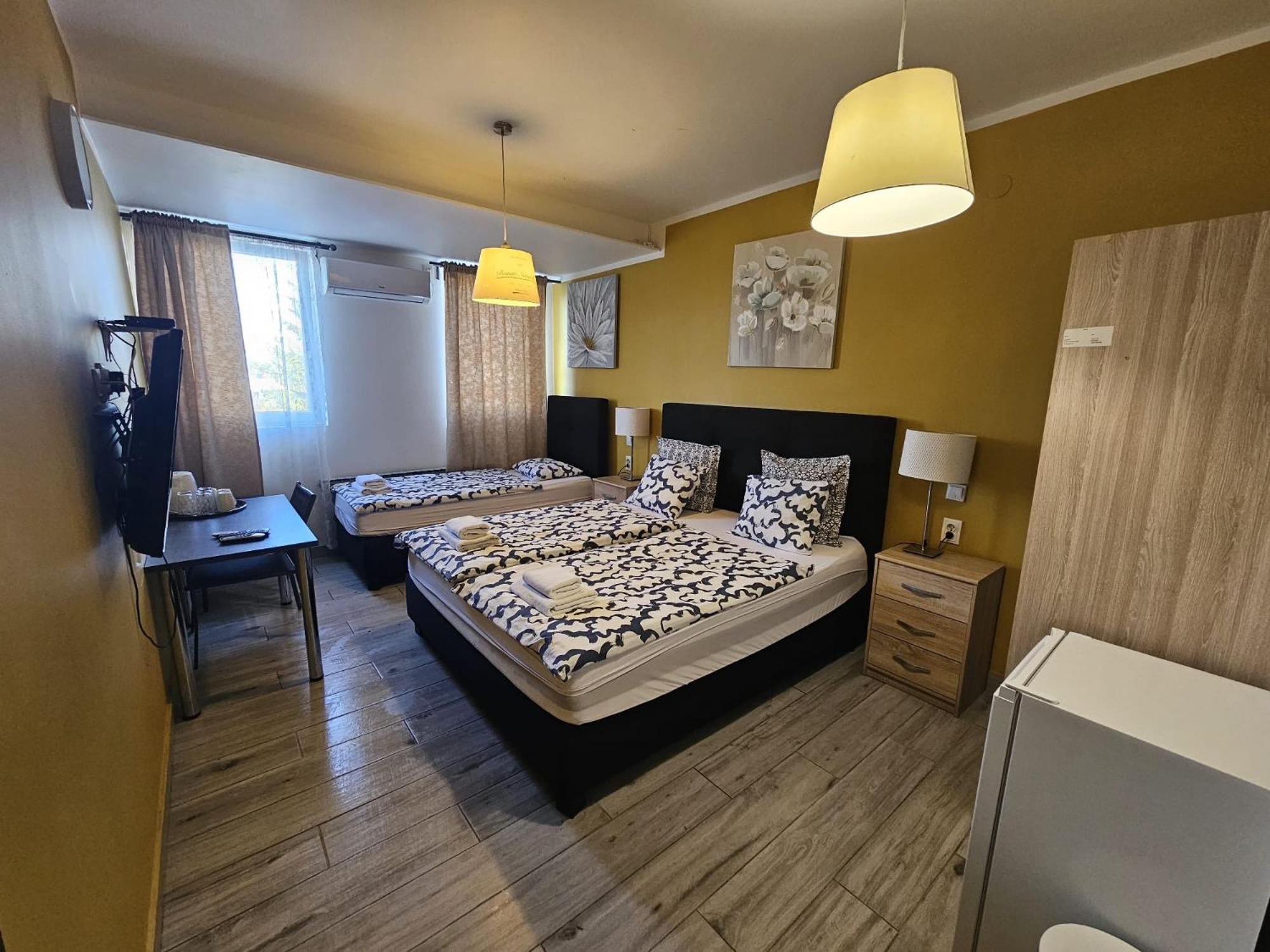 Royal Apartments & Rooms Загреб Екстериор снимка