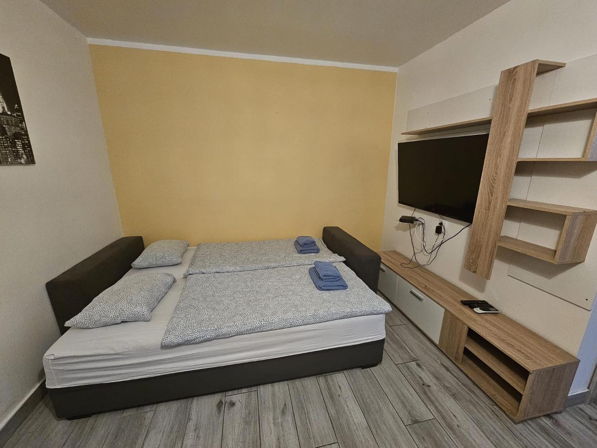 Royal Apartments & Rooms Загреб Екстериор снимка