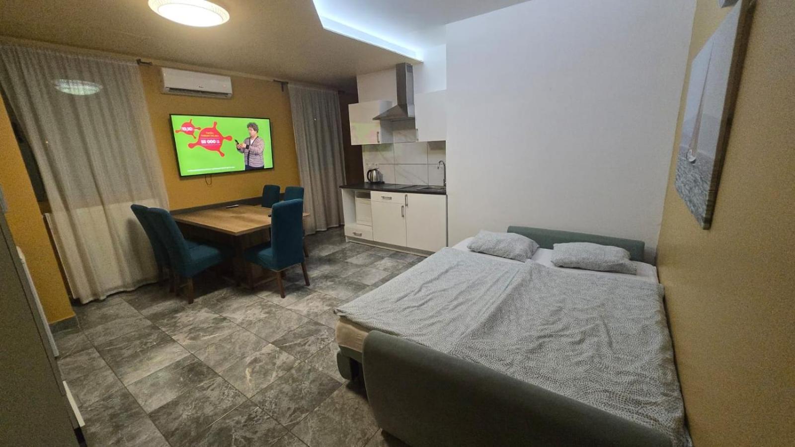 Royal Apartments & Rooms Загреб Екстериор снимка